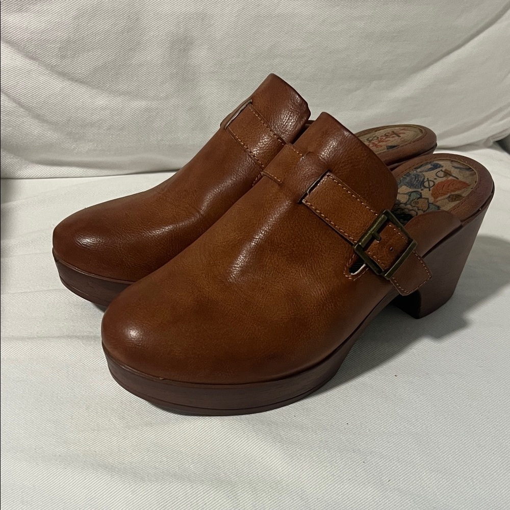 b.o.c. Cognac Brown Women's Mules Clogs Size 10 - Picture 6 of 6